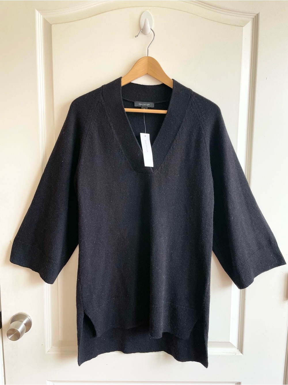 Ann Taylor Boxy Wool Blend Tunic Sweater Size XS Black Wide Sleeve